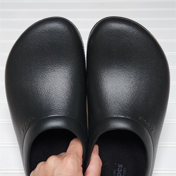 Crocs Unisex Adult On The Clock Work Slip On Clogs Size 9 Men\'s/11 Women\'s Black main image 8
